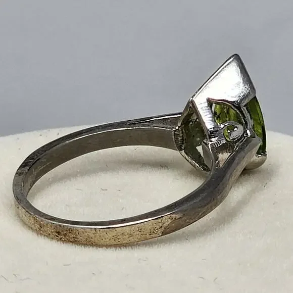 Antique Sterling Silver Green Peridot Size 9.25 Ring - Picture 4 of 8
